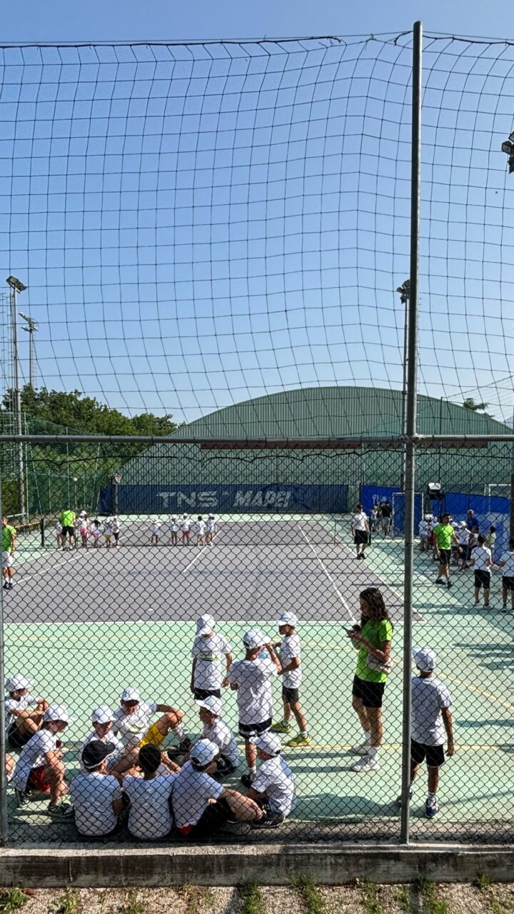 https://www.tennisclub-matelica.it/wp-content/uploads/2025/09/IMG_0861-Copy-720x1280.jpg